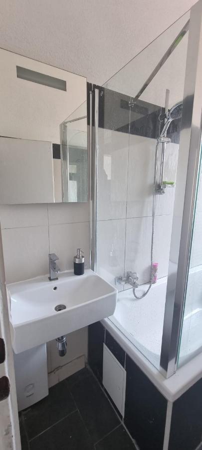 B&R Apartment In Aufsessplatz Neurenberg Buitenkant foto