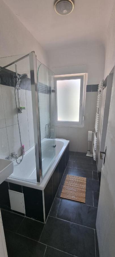 B&R Apartment In Aufsessplatz Neurenberg Buitenkant foto