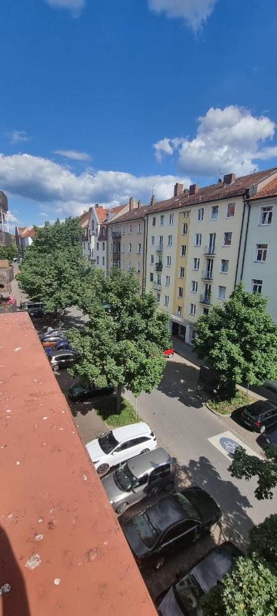 B&R Apartment In Aufsessplatz Neurenberg Buitenkant foto